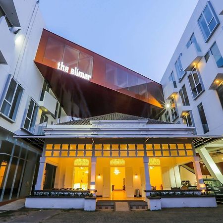 Alimar Hotel Malang Dış mekan fotoğraf