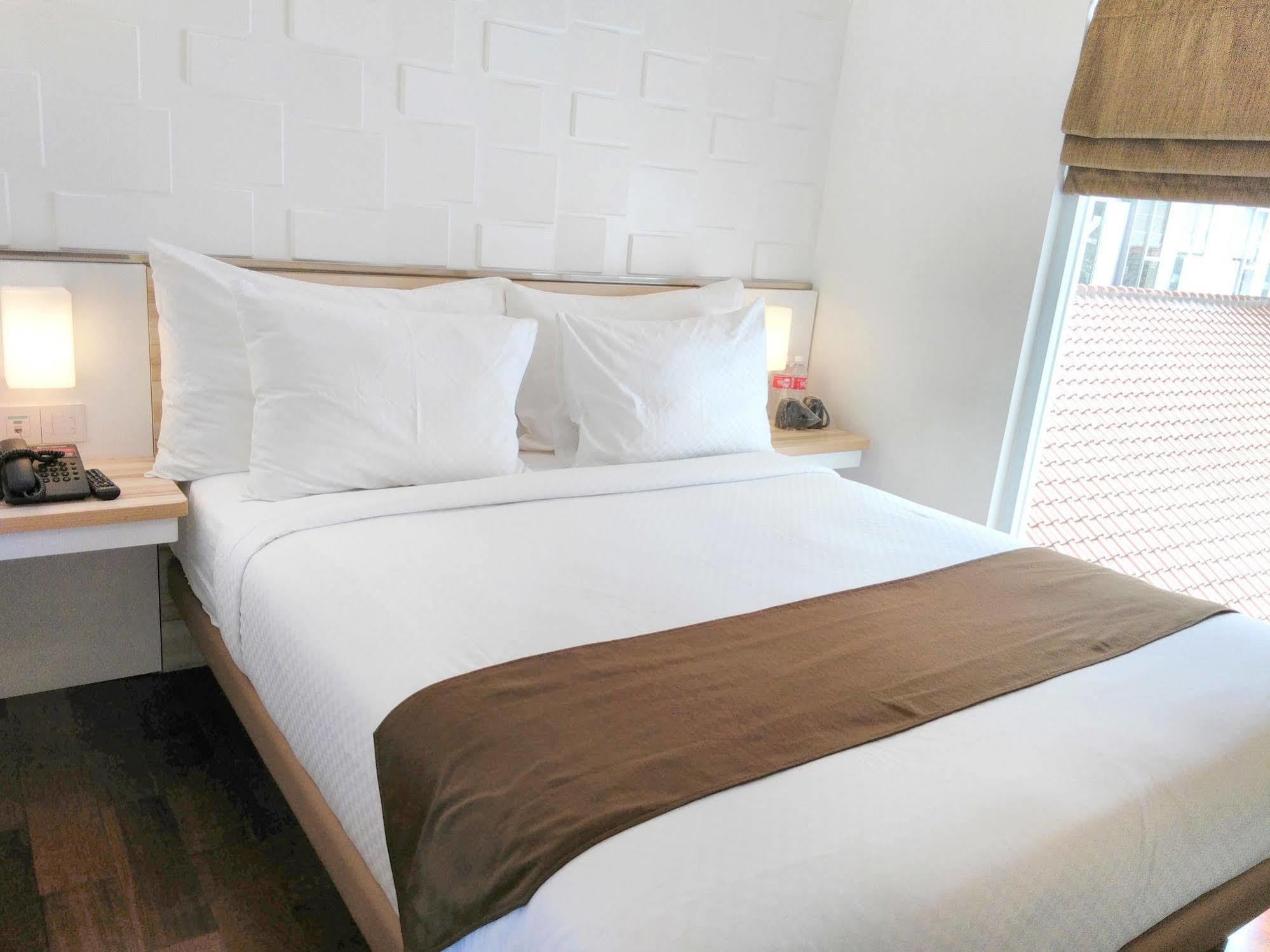 Alimar Hotel Malang Dış mekan fotoğraf